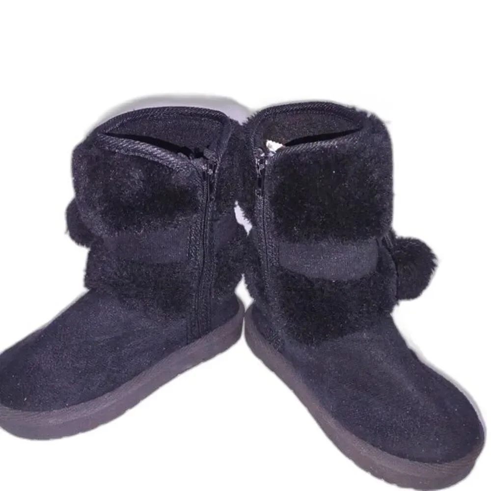 Black Faux Fur Pom Pom Boots for Toddler‎ size 6